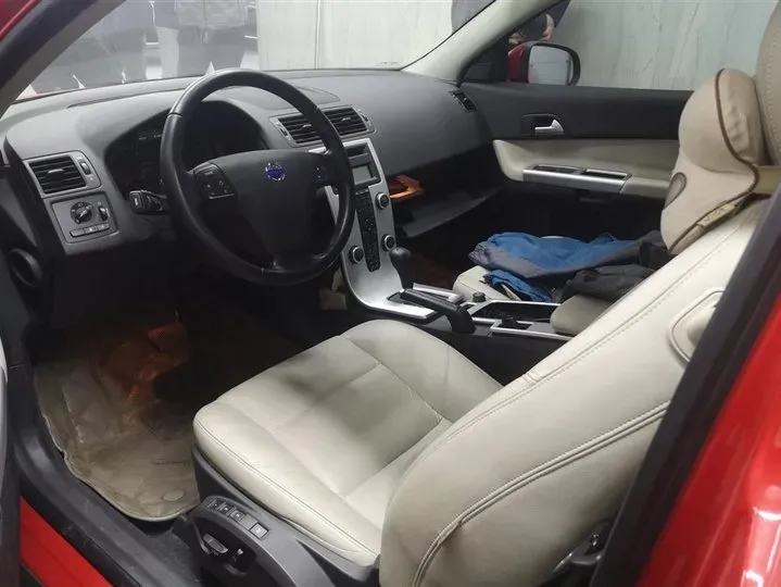 2012 Volvo C30 2.0L 145HP L4 6DCT,autocango,china used car exporter,china ev exporter,chinese used car exporter,chinese used ev exporter
