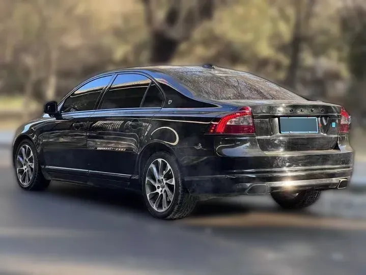 2015 Volvo S80L 2.0T 214HP L5 6AT,autocango,china used car exporter,china ev exporter,chinese used car exporter,chinese used ev exporter