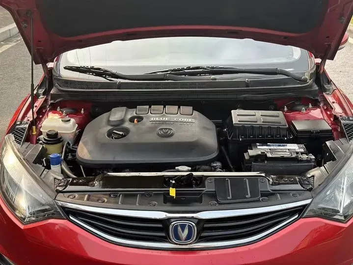 2015 ChangAn Eado XT 1.6L 125HP L4 5MT,autocango,china used car exporter,china ev exporter,chinese used car exporter,chinese used ev exporter