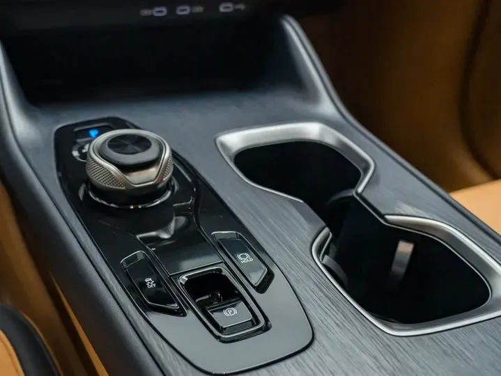 2023 Lexus RZ BEV 66KWH,autocango,china used car exporter,china ev exporter,chinese used car exporter,chinese used ev exporter