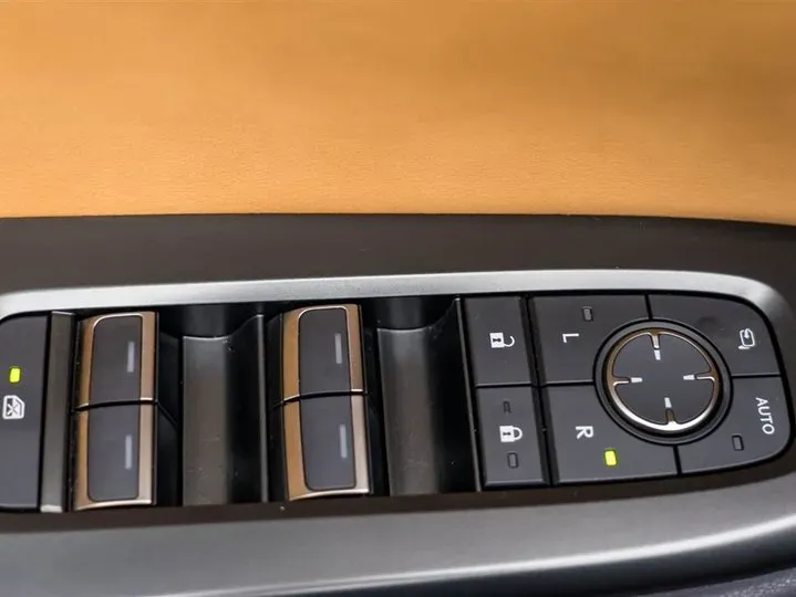 2023 Lexus RZ BEV 66KWH,autocango,china used car exporter,china ev exporter,chinese used car exporter,chinese used ev exporter