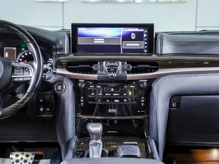 2009 Lexus LX 5.7L 367HP V8 6AT,autocango,china used car exporter,china ev exporter,chinese used car exporter,chinese used ev exporter