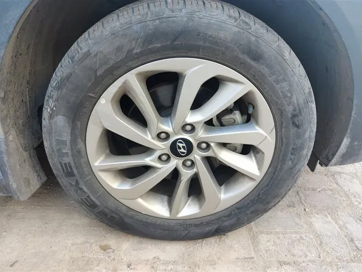 2018 Hyundai Tucson 1.6T 177HP L4 7DCT,autocango,china used car exporter,china ev exporter,chinese used car exporter,chinese used ev exporter