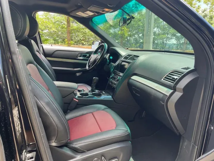 2017 Ford Explorer 2.3T 276HP L4 6AT,autocango,china used car exporter,china ev exporter,chinese used car exporter,chinese used ev exporter