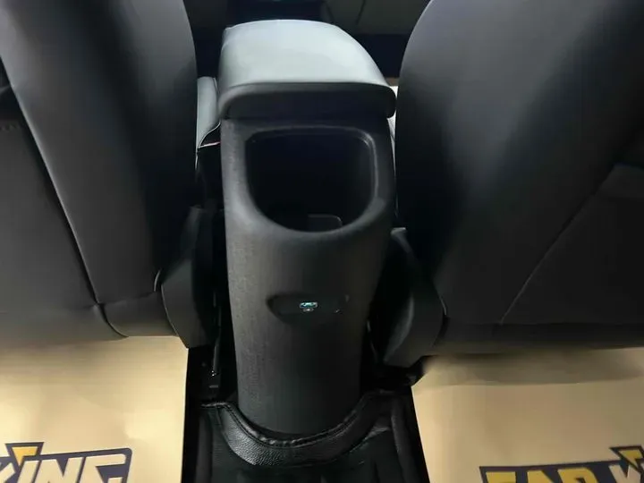 2023 BYD Dolphin BEV 44.928KWH,autocango,china used car exporter,china ev exporter,chinese used car exporter,chinese used ev exporter