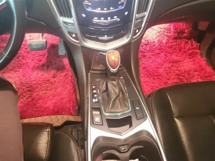 2015 Cadillac SRX 3.0L 271HP V6 6AT,autocango,china used car exporter,china ev exporter,chinese used car exporter,chinese used ev exporter