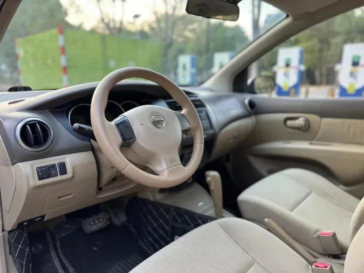 2006 Nissan Geniss 1.8L 126HP L4 4AT,autocango,china used car exporter,china ev exporter,chinese used car exporter,chinese used ev exporter