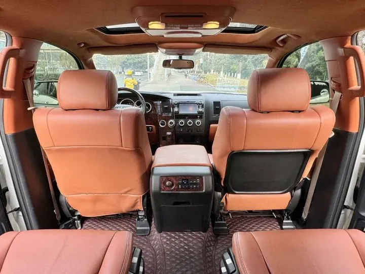 2010 Toyota Sequoia 5.7L 386HP V8 6AT,autocango,china used car exporter,china ev exporter,chinese used car exporter,chinese used ev exporter