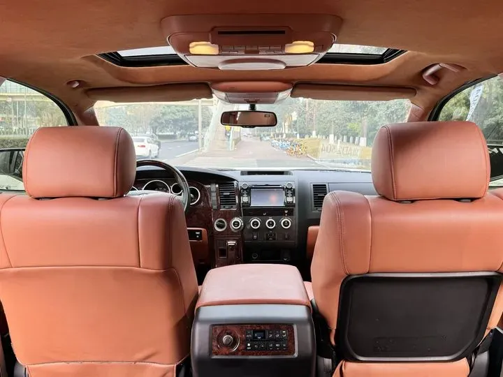 2010 Toyota Sequoia 5.7L 386HP V8 6AT,autocango,china used car exporter,china ev exporter,chinese used car exporter,chinese used ev exporter