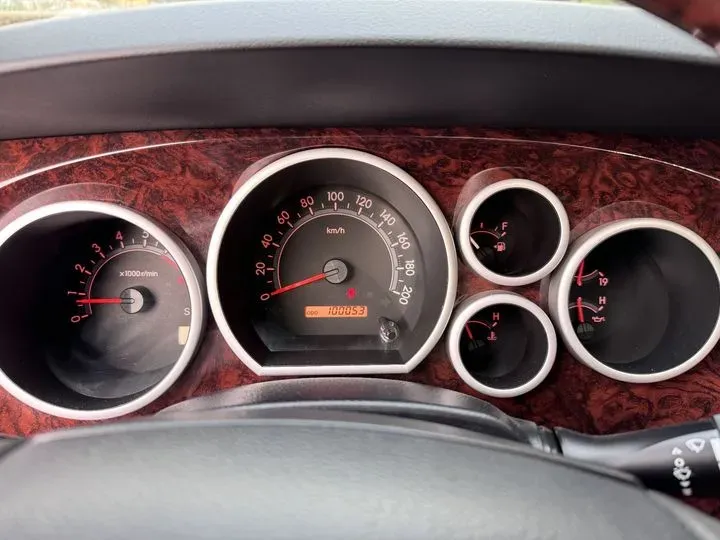 2010 Toyota Sequoia 5.7L 386HP V8 6AT,autocango,china used car exporter,china ev exporter,chinese used car exporter,chinese used ev exporter