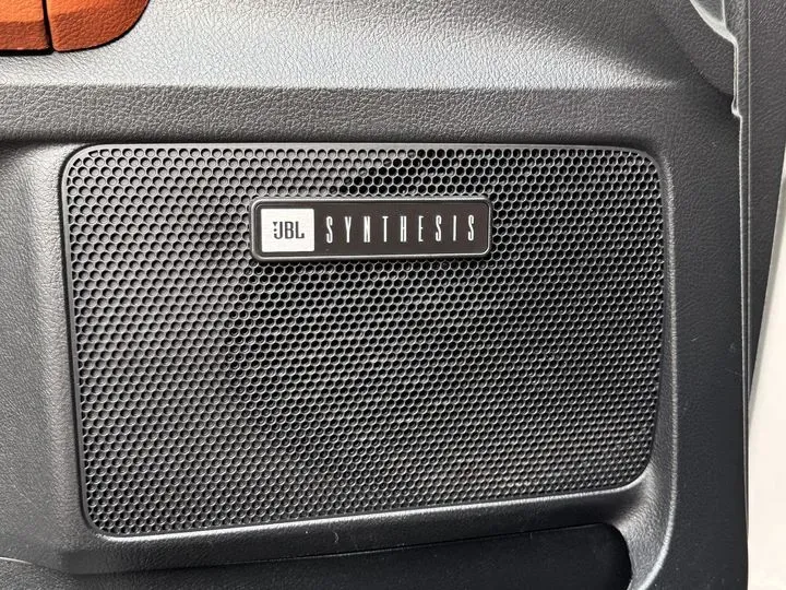 2010 Toyota Sequoia 5.7L 386HP V8 6AT,autocango,china used car exporter,china ev exporter,chinese used car exporter,chinese used ev exporter