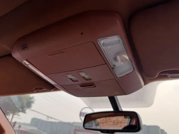 2010 Toyota Sequoia 5.7L 386HP V8 6AT,autocango,china used car exporter,china ev exporter,chinese used car exporter,chinese used ev exporter