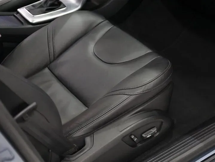 2018 Volvo V40 1.5T 152HP L4 6AT,autocango,china used car exporter,china ev exporter,chinese used car exporter,chinese used ev exporter