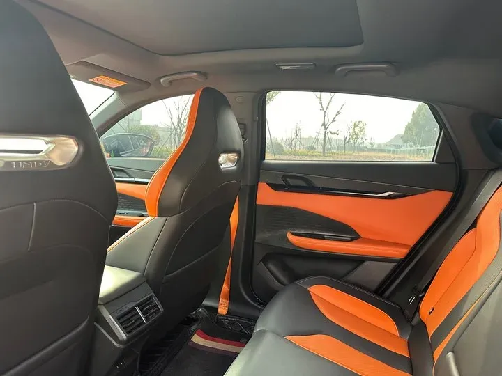 2023 ChangAn UNI-V 1.5T 188HP L4 7DCT,autocango,china used car exporter,china ev exporter,chinese used car exporter,chinese used ev exporter