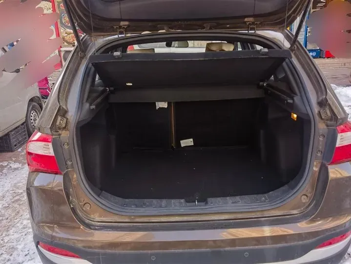 2016 Brilliance Auto V5 1.5T 150HP L4 5MT,autocango,china used car exporter,china ev exporter,chinese used car exporter,chinese used ev exporter