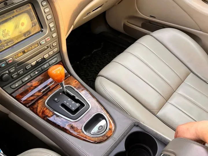 2004 Jaguar S-TYPE 3.0L 244HP V6 6AT,autocango,china used car exporter,china ev exporter,chinese used car exporter,chinese used ev exporter