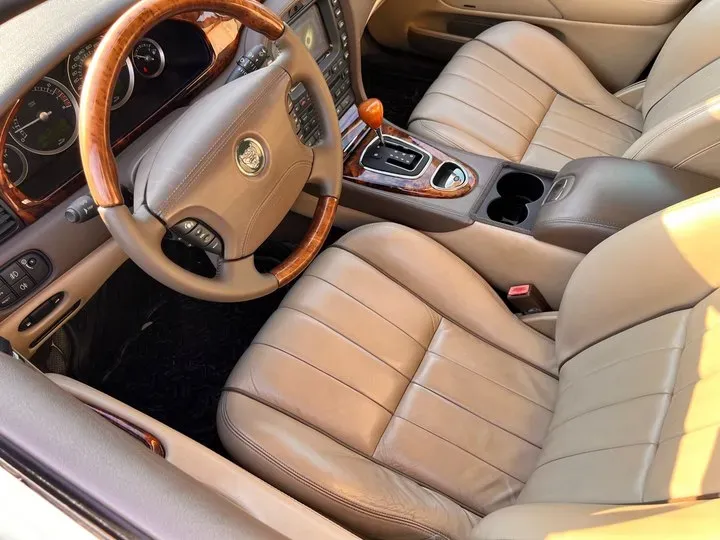 2004 Jaguar S-TYPE 3.0L 244HP V6 6AT,autocango,china used car exporter,china ev exporter,chinese used car exporter,chinese used ev exporter