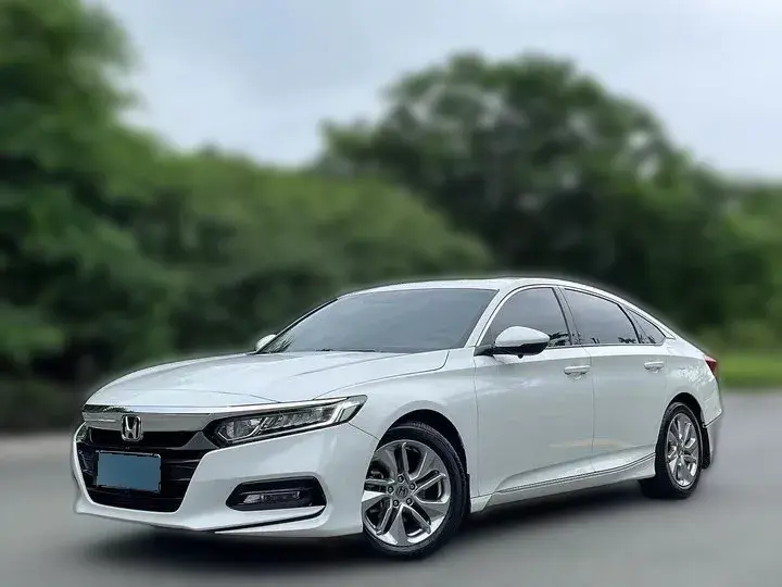 2018 Honda Accord 1.5T 194HP L4 CVT