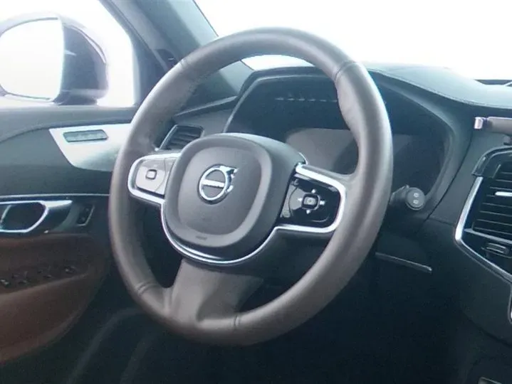 2023 Volvo XC90 2.0T 310HP L4 8AT PHEV 18.831KWH,autocango,china used car exporter,china ev exporter,chinese used car exporter,chinese used ev exporter