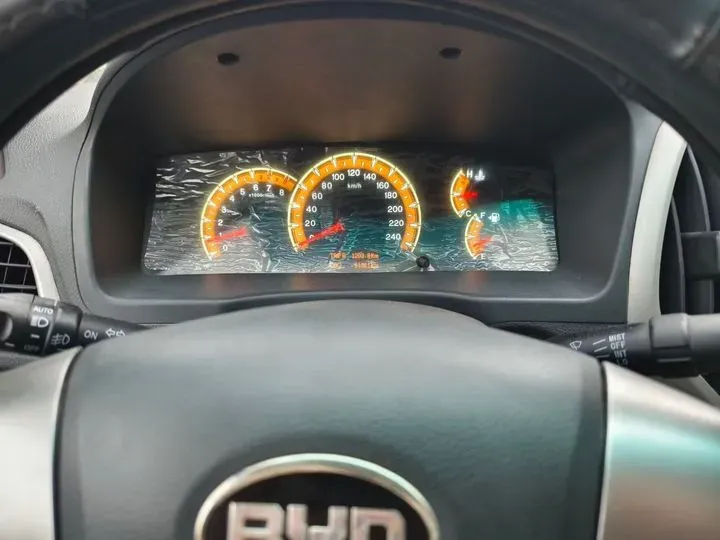 2015 BYD F3 1.5L 109HP L4 5MT,autocango,china used car exporter,china ev exporter,chinese used car exporter,chinese used ev exporter