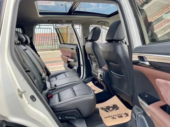 2017 GAC Trumpchi GS8 2.0T 201HP L4 6AT,autocango,china used car exporter,china ev exporter,chinese used car exporter,chinese used ev exporter