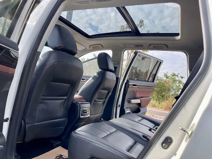 2017 GAC Trumpchi GS8 2.0T 201HP L4 6AT,autocango,china used car exporter,china ev exporter,chinese used car exporter,chinese used ev exporter