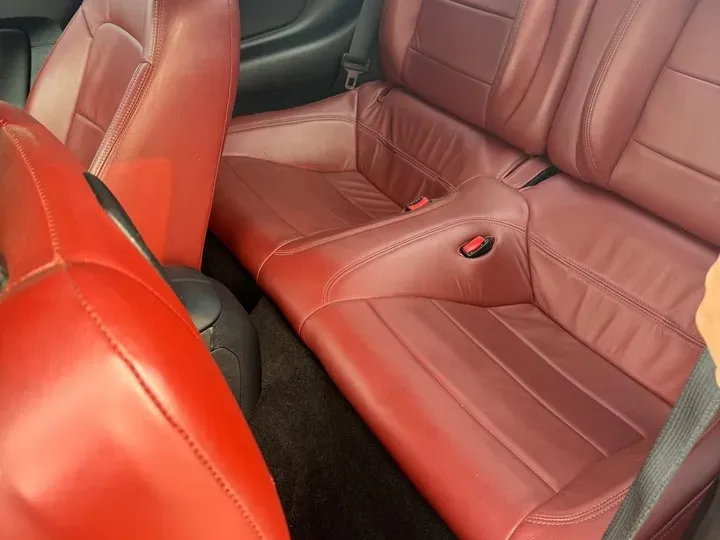 2015 Ford Mustang 2.3T 314HP L4 6AT,autocango,china used car exporter,china ev exporter,chinese used car exporter,chinese used ev exporter