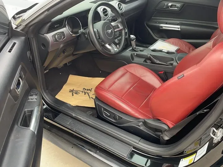 2015 Ford Mustang 2.3T 314HP L4 6AT,autocango,china used car exporter,china ev exporter,chinese used car exporter,chinese used ev exporter