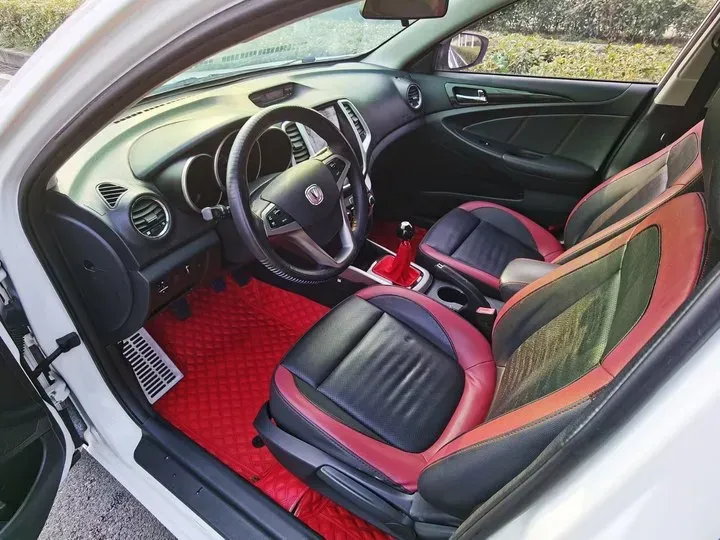 2015 ChangAn Eado XT 1.6L 125HP L4 5MT,autocango,china used car exporter,china ev exporter,chinese used car exporter,chinese used ev exporter