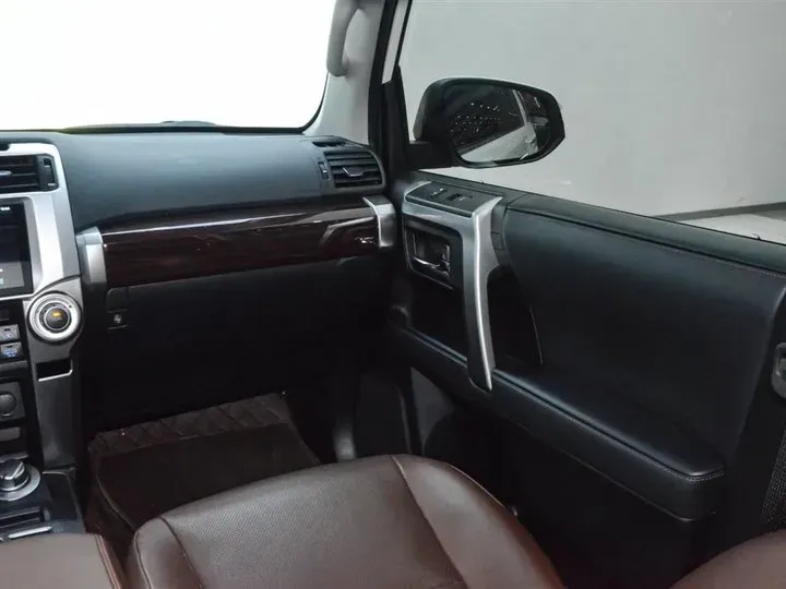 2022 Toyota 4Runner 4.0L 273HP V6 5AT,autocango,china used car exporter,china ev exporter,chinese used car exporter,chinese used ev exporter