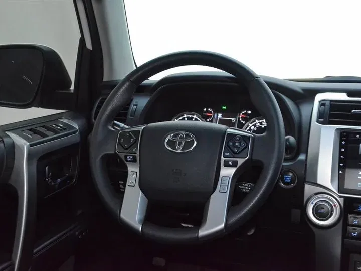 2022 Toyota 4Runner 4.0L 273HP V6 5AT,autocango,china used car exporter,china ev exporter,chinese used car exporter,chinese used ev exporter