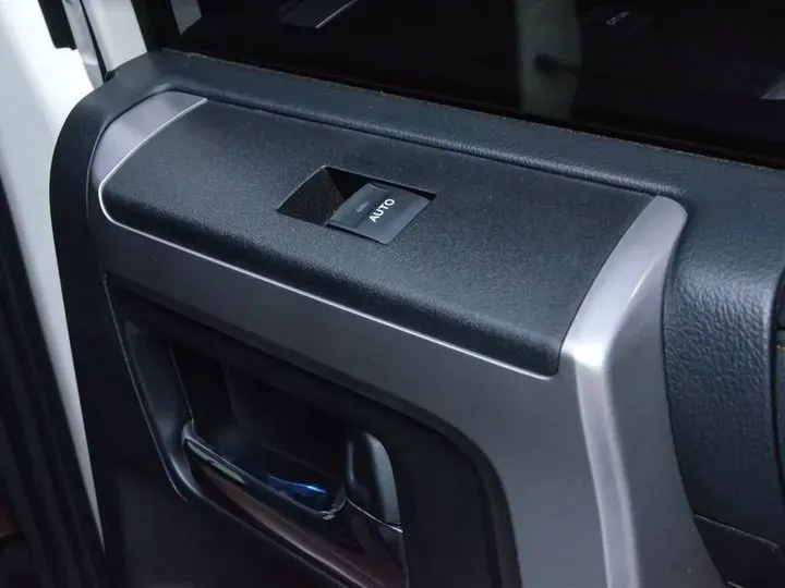 2022 Toyota 4Runner 4.0L 273HP V6 5AT,autocango,china used car exporter,china ev exporter,chinese used car exporter,chinese used ev exporter