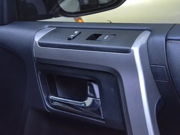 2022 Toyota 4Runner 4.0L 273HP V6 5AT,autocango,china used car exporter,china ev exporter,chinese used car exporter,chinese used ev exporter