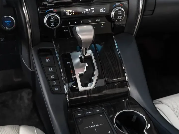 2020 Lexus LM 2.5L 117HP L4 E-CVT Hybrid,autocango,china used car exporter,china ev exporter,chinese used car exporter,chinese used ev exporter