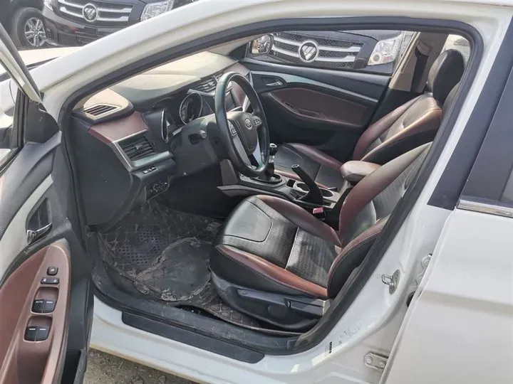 2014 BYD G5 1.5T 154HP L4 6MT,autocango,china used car exporter,china ev exporter,chinese used car exporter,chinese used ev exporter