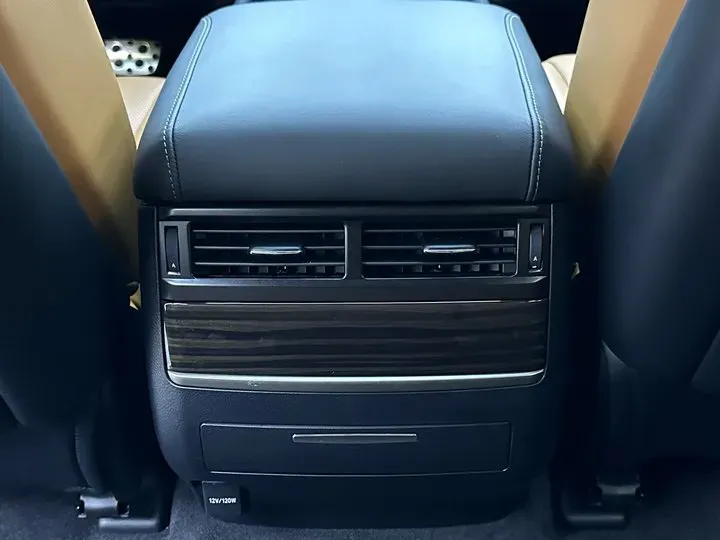 2009 Lexus LX 5.7L 367HP V8 6AT,autocango,china used car exporter,china ev exporter,chinese used car exporter,chinese used ev exporter