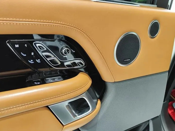 2020 Mansory Range Rover 3.0T 400HP L6 8AT,autocango,china used car exporter,china ev exporter,chinese used car exporter,chinese used ev exporter