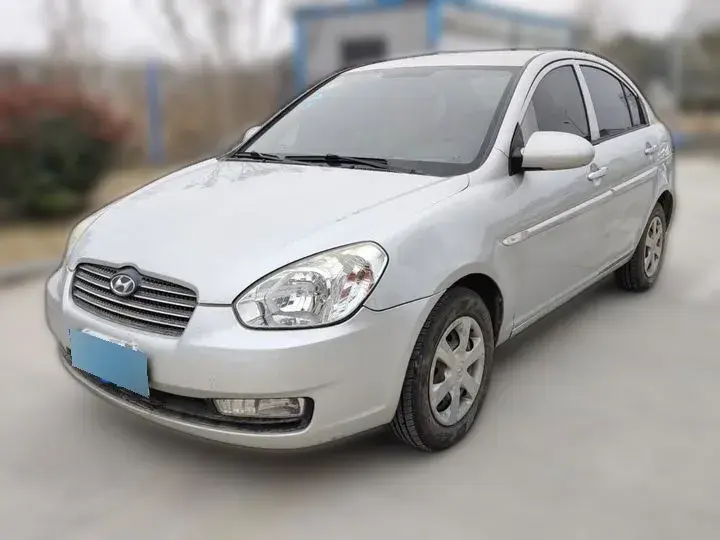 2011 Hyundai Accent 1.4L 95HP L4 5MT