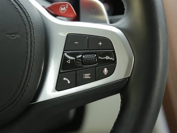 2022 BMW M8 4.4T 625HP V8 8AT,autocango,china used car exporter,china ev exporter,chinese used car exporter,chinese used ev exporter