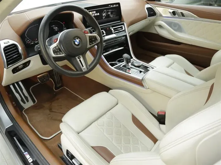 2022 BMW M8 4.4T 625HP V8 8AT,autocango,china used car exporter,china ev exporter,chinese used car exporter,chinese used ev exporter