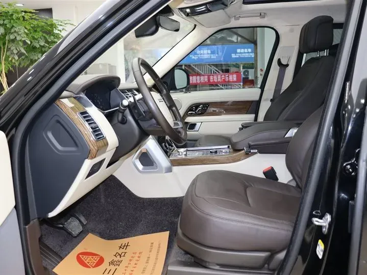 2020 Mansory Range Rover 3.0T 400HP L6 8AT,autocango,china used car exporter,china ev exporter,chinese used car exporter,chinese used ev exporter