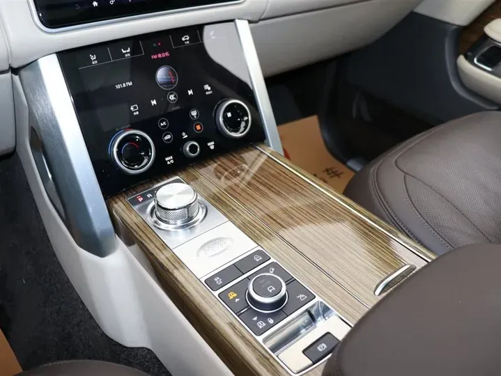 2020 Mansory Range Rover 3.0T 400HP L6 8AT,autocango,china used car exporter,china ev exporter,chinese used car exporter,chinese used ev exporter