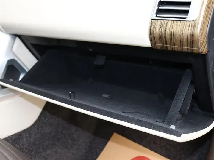 2020 Mansory Range Rover 3.0T 400HP L6 8AT,autocango,china used car exporter,china ev exporter,chinese used car exporter,chinese used ev exporter