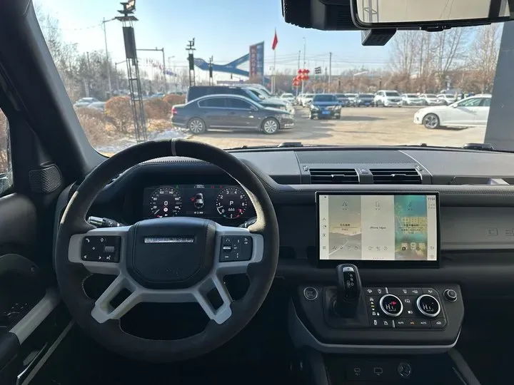 2022 Land Rover Defender 3.0T 400HP L6 8AT,autocango,china used car exporter,china ev exporter,chinese used car exporter,chinese used ev exporter