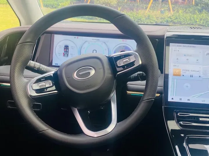 2024 GAC Trumpchi M8 2.0T 252HP L4 8AT,autocango,china used car exporter,china ev exporter,chinese used car exporter,chinese used ev exporter