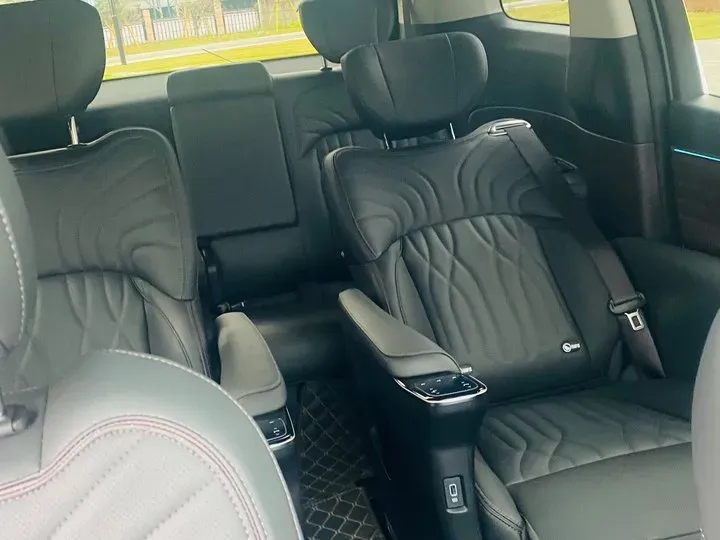 2024 GAC Trumpchi M8 2.0T 252HP L4 8AT,autocango,china used car exporter,china ev exporter,chinese used car exporter,chinese used ev exporter