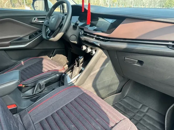 2019 ChangAn CS15 1.5L 107HP L4 5DCT,autocango,china used car exporter,china ev exporter,chinese used car exporter,chinese used ev exporter