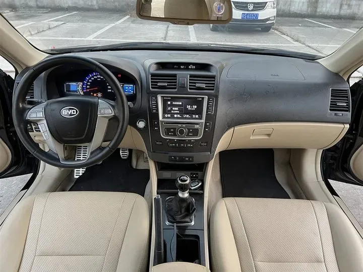 2013 BYD G6 1.5T 154HP L4 6MT,autocango,china used car exporter,china ev exporter,chinese used car exporter,chinese used ev exporter