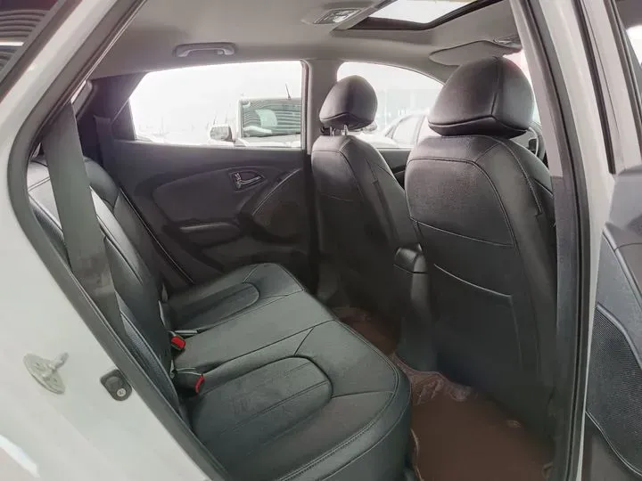 2015 Hyundai ix35 2.0L 160HP L4 6AT,autocango,china used car exporter,china ev exporter,chinese used car exporter,chinese used ev exporter