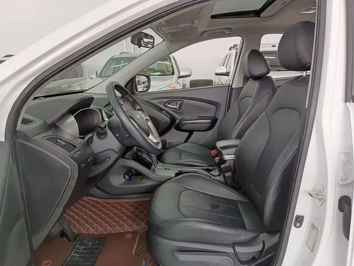 2015 Hyundai ix35 2.0L 160HP L4 6AT,autocango,china used car exporter,china ev exporter,chinese used car exporter,chinese used ev exporter